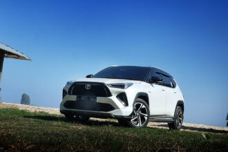 Car sales may still lag in 2025 despite tax incentive on hybrid vehicles