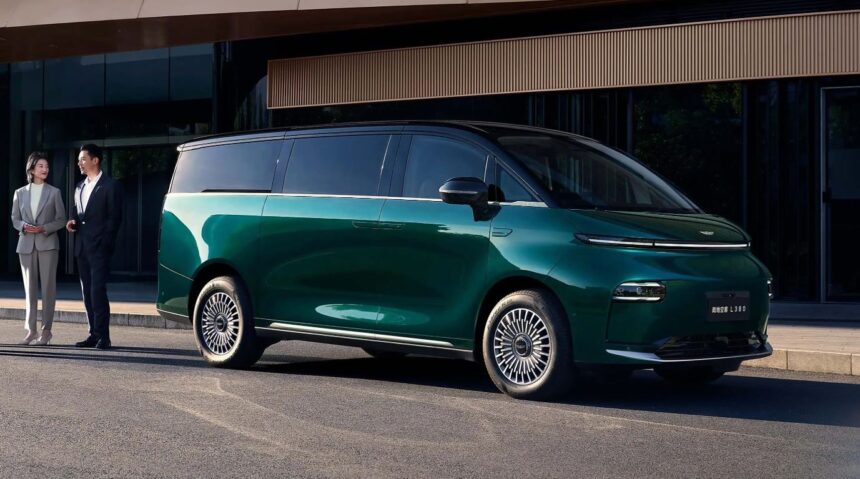 Geely Galaxy LEVC L380 "Land Airbus" all-electric MPV pre-sale starts at 47,000 USD