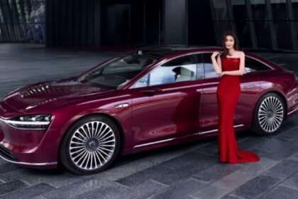 stelato s9 sedan front side red