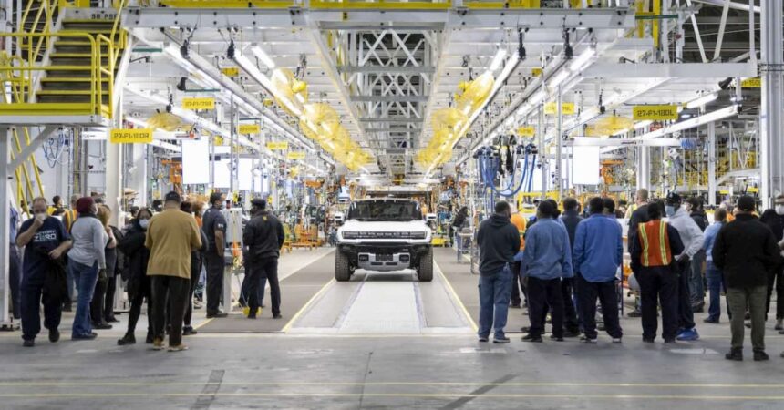 Facing pressure, Trump scales back tariffs for US automakers