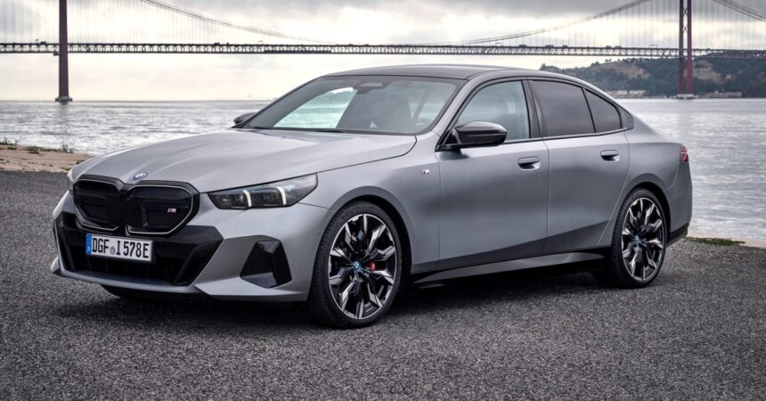 BMW i5 will arrive at US dealers starting this month