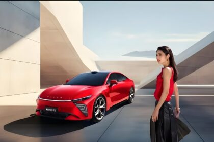 Chery's 2025 Exeed Exlantix ES all-electric sedan with 705 km range launched at 26,300 km