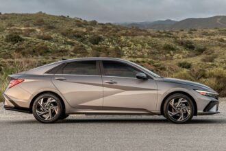 2025 Hyundai Elantra Hybrid Parked Profile