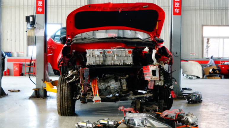 Independent EV mechanics sued by automakers in China over repairs
