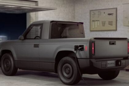 Jeff Bezos backs $20,000 electric pickup truck from Slate auto with modular design