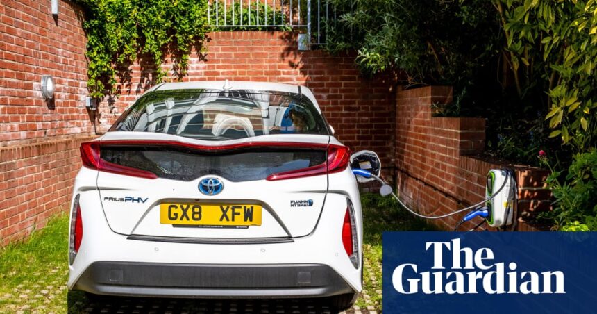 UK’s shift on car sales rules may lead to higher emissions, says statutory adviser | Electric, hybrid and low-emission cars