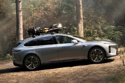 Nio reveals official images of ES6, EC6, ET5 & ET5T updates; presales start May 10