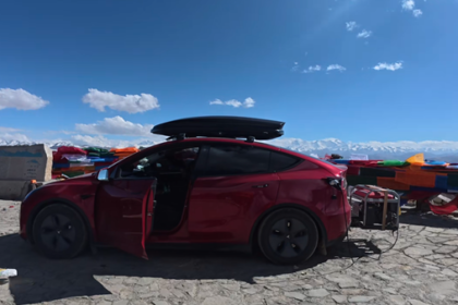 A Tesla owner modified his car into an “extended-range” version