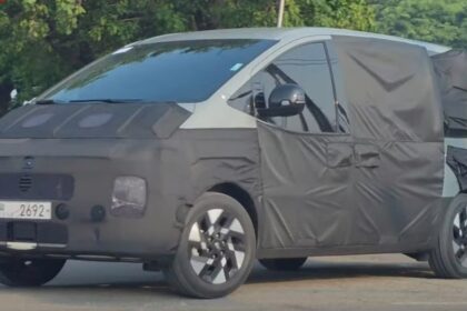 Hyundai’s electric minivan spotted driving for the first time [Video]