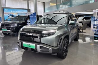 performance backs up its hardcore looks